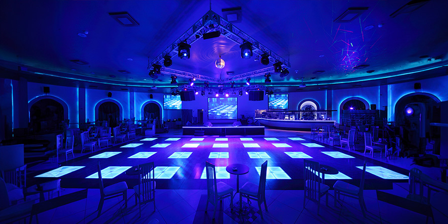 disco-with-led- blue-lights Disco lighting with blue LED lights to stay alert and energetic