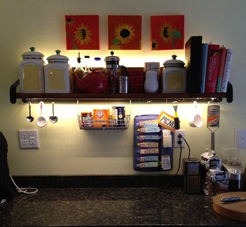 Accent lighting in kitchen using Flexfire LEDs